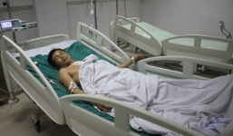 Vào rừng bắt ong, người đàn ông bị đạn bắn xuyên tim